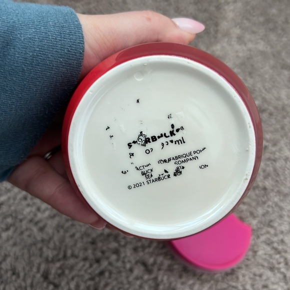 Starbucks Red and Pink Swirl Ombre Ceramic Coffee Cup with Sip Lid - Picture 3 of 4